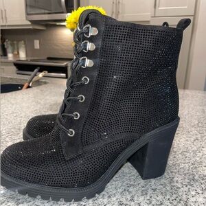 Black chunky heel bootie